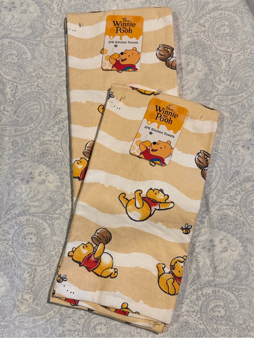 Disney Winnie the Pooh 100% Cotton Large 18x28 in. Kitchen Towel Set of 4 towels